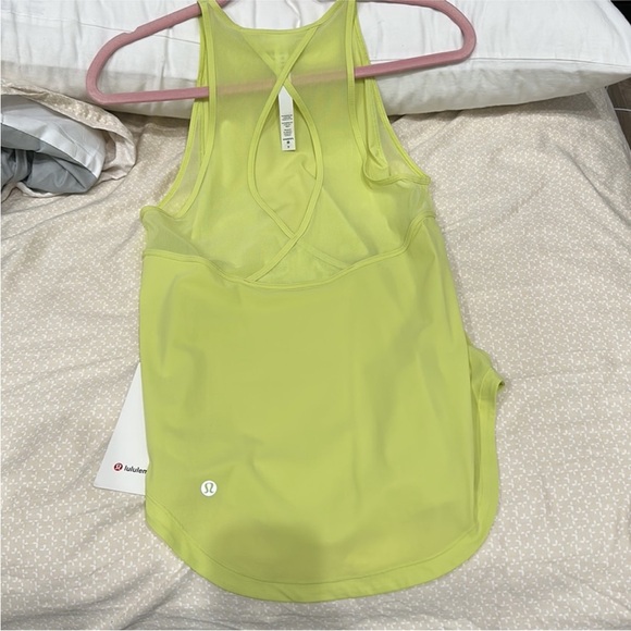 Lululemon top - Picture 3 of 4